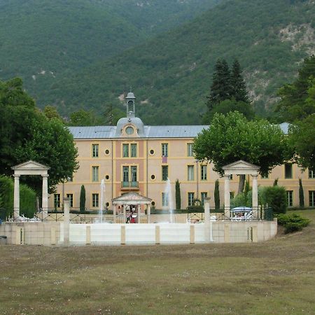 Appartement Chateau Des Gipieres 몽트브륀-레-뱅 외부 사진